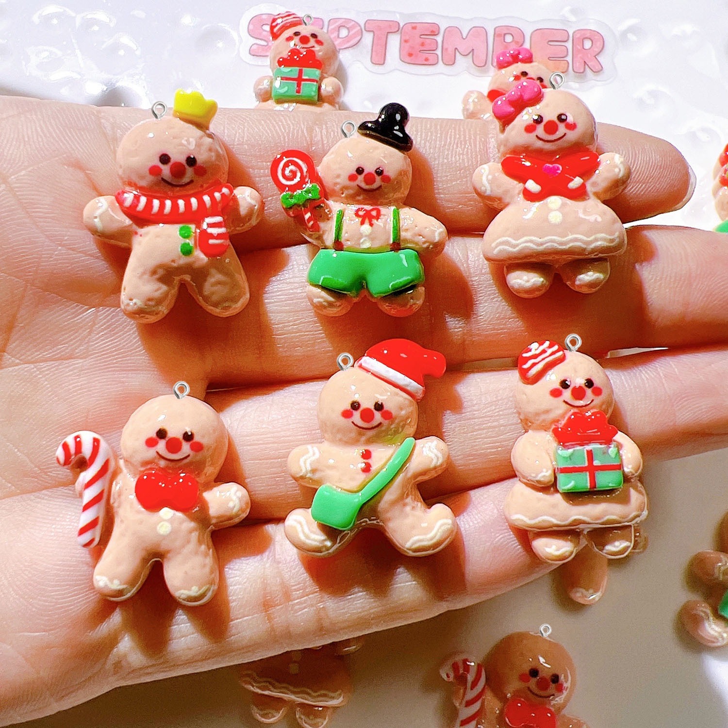10 pçs bonito boneca de natal  - Resin Art Earrings Material avaliação e preço